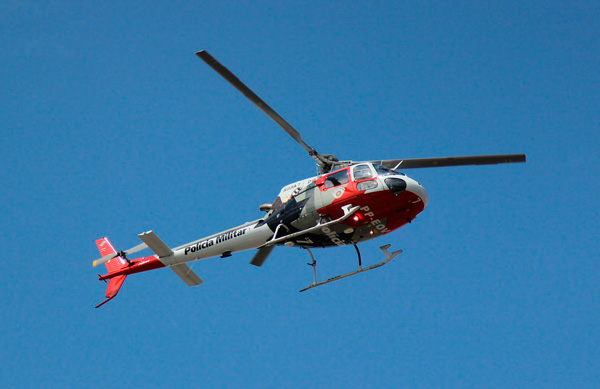 Использование вертолетов для борьбы с посадками конопли — обычная практика для спецслужб во всем мире