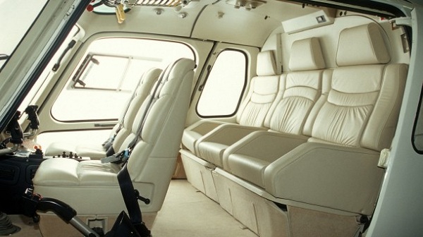 Низкий уровень шума, кондиционер, достаточный простор ‒ вертолет H125 подходит для перелетов бизнес-элиты