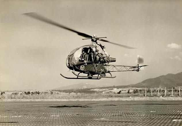 Вертолет Djinn helicopter